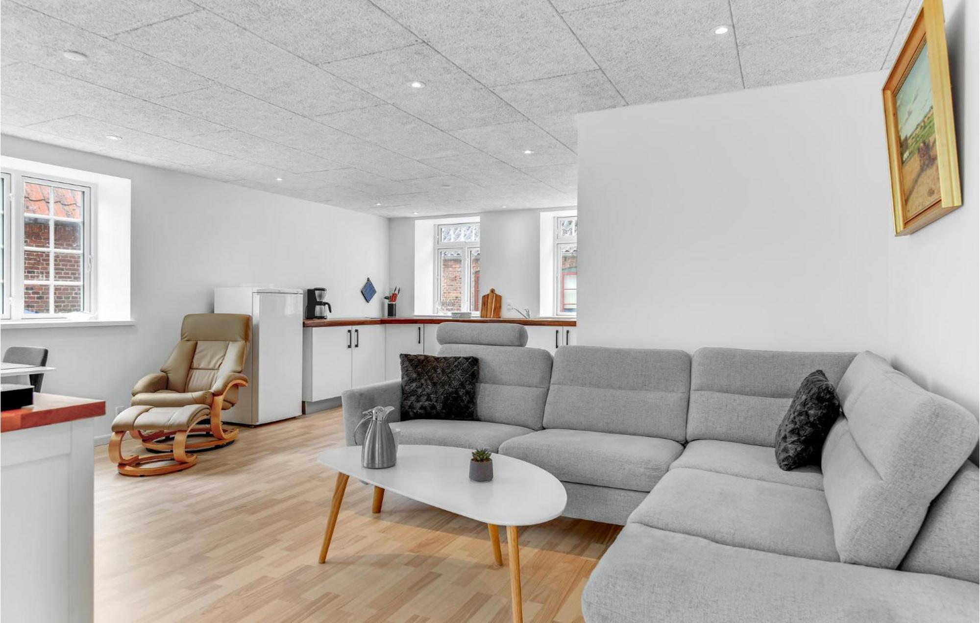 Pet Friendly Home In Hojer With Kitchen Bagian luar foto