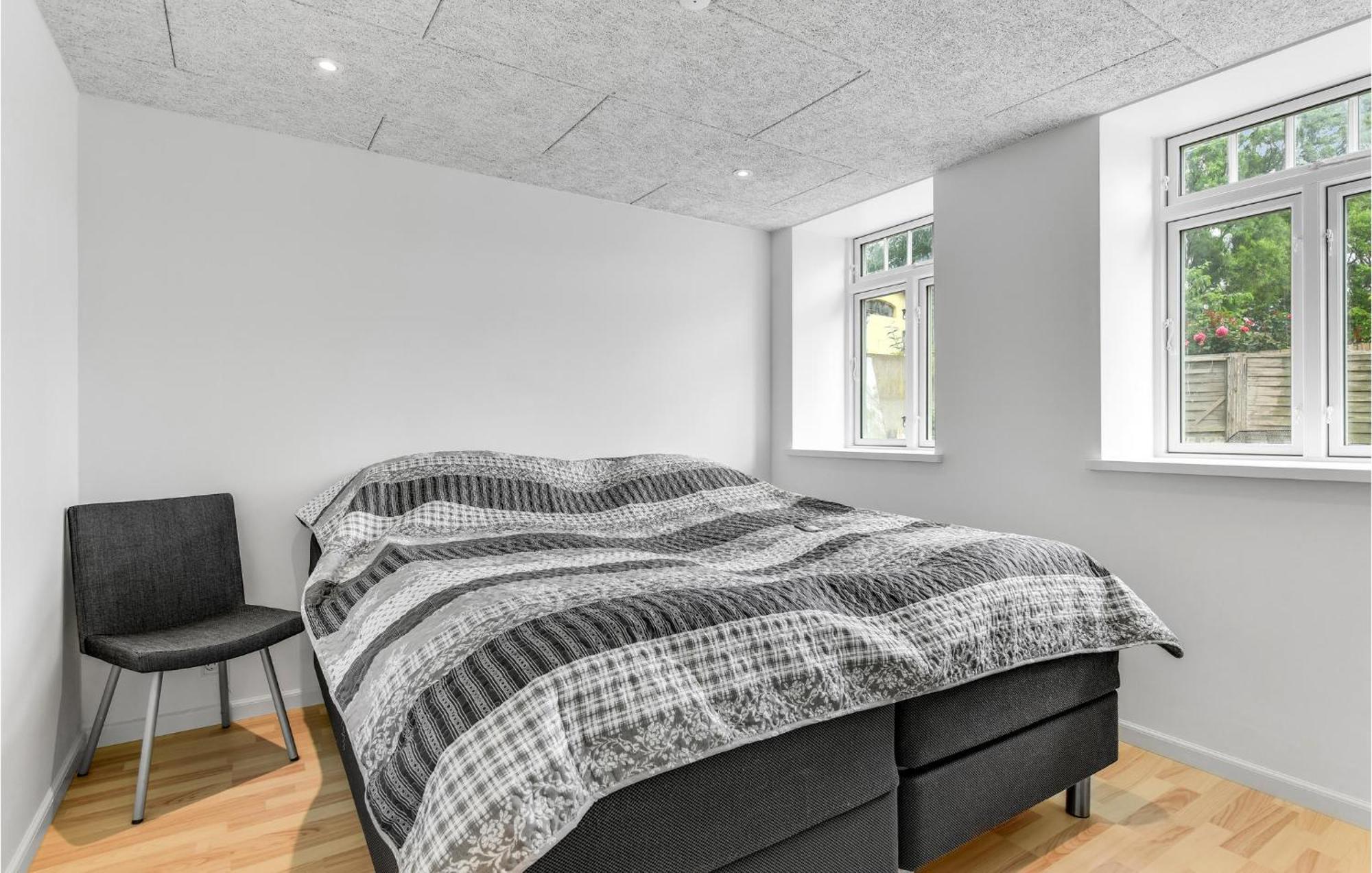 Pet Friendly Home In Hojer With Kitchen Bagian luar foto